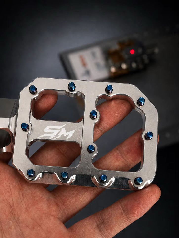 Wide Pegs Surron/Talaria/Eride